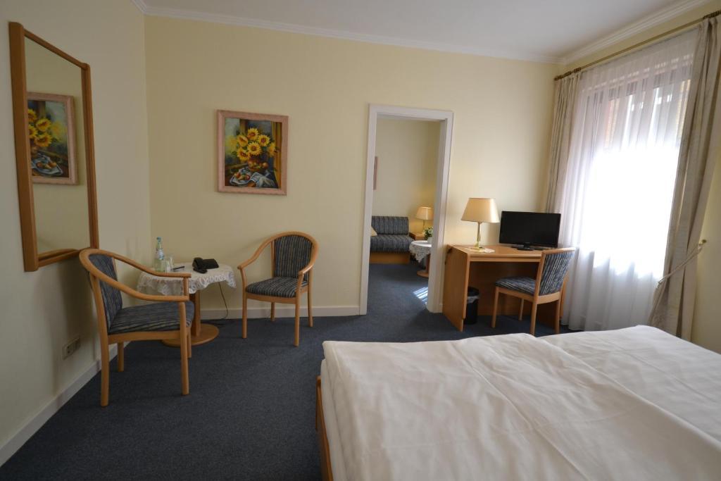 Hotel Binz Commune fusionnée de Commune fusionnée de Bernkastel-Kues Chambre photo