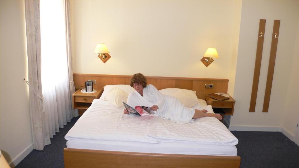 Hotel Binz Commune fusionnée de Commune fusionnée de Bernkastel-Kues Chambre photo